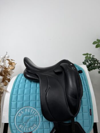 Devoucoux Makila Lab