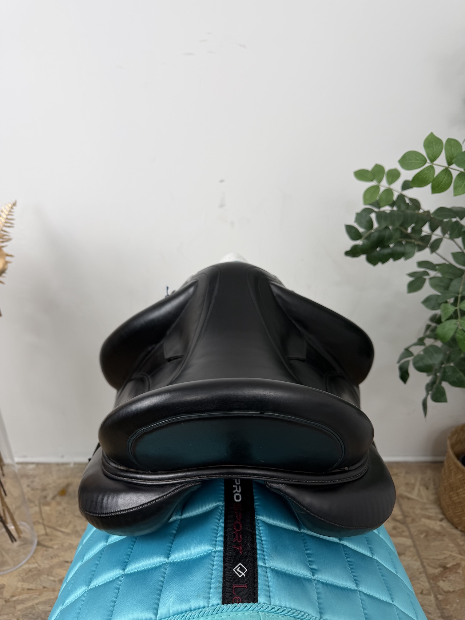 Devoucoux Makila Lab